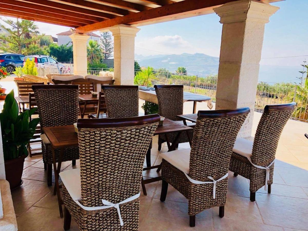 مارينا دي بالما B&B Terrazze Chiaramontane المظهر الخارجي الصورة